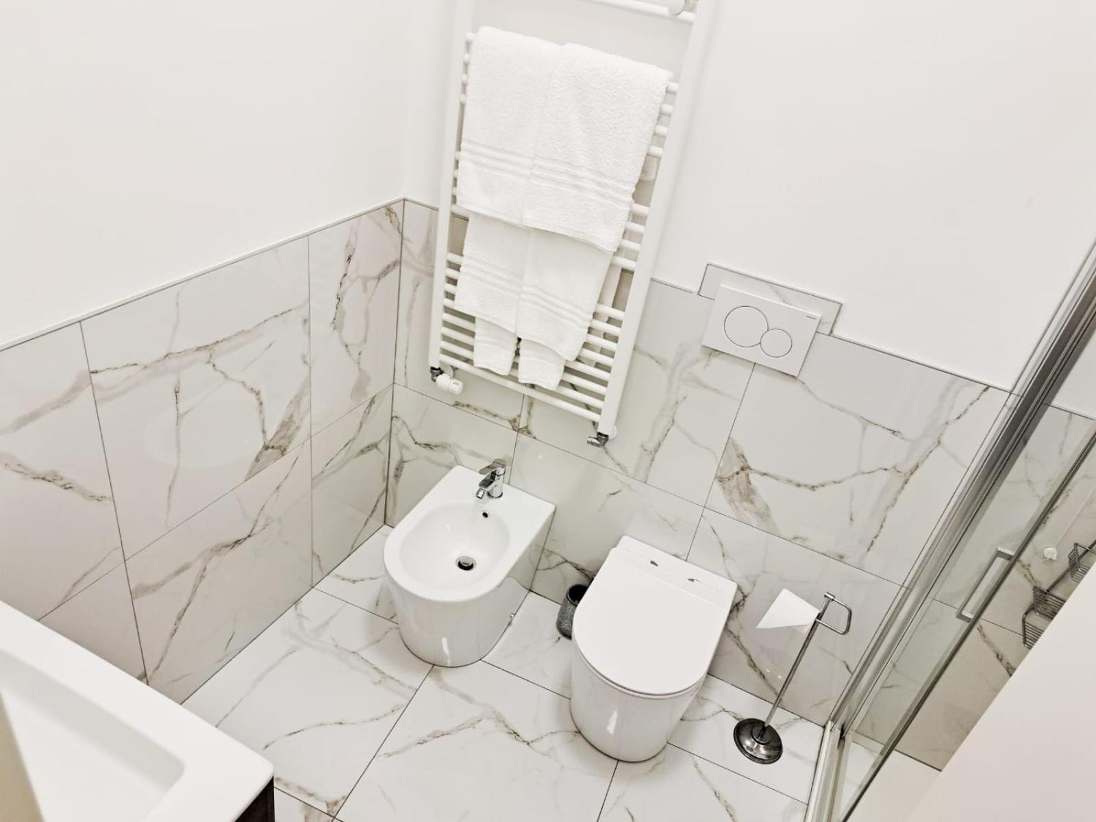 The Gallery Boutique Rooms Триест Экстерьер фото